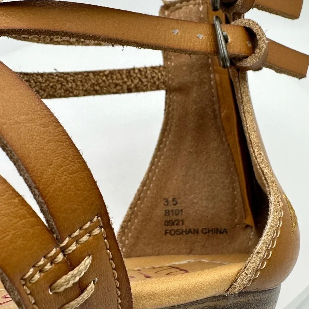 BLOWFISH Girls’ Strappy Leather Sandals, Size 3.5, EUC